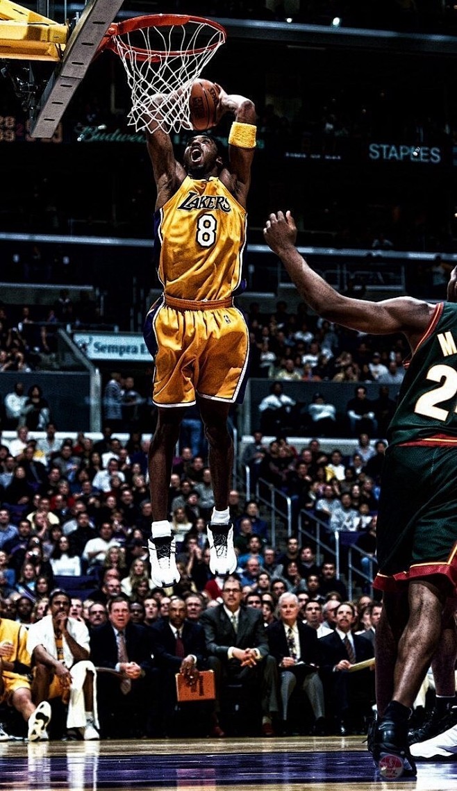 准与舆论影 准与舆论影