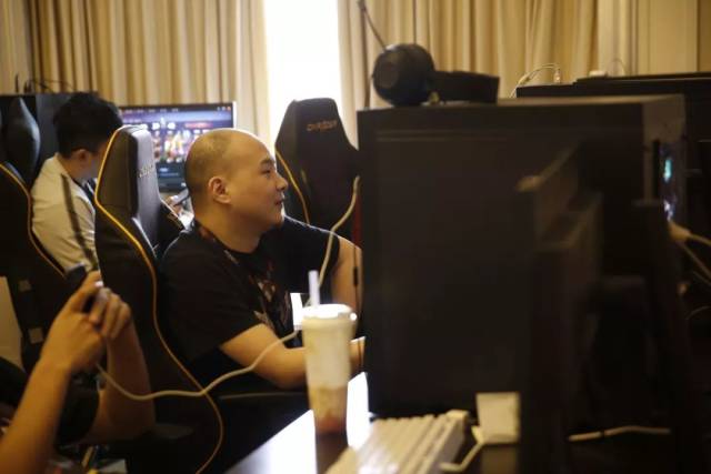 但管理层应 但管理层应