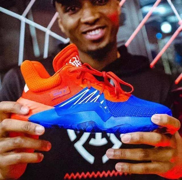 与求助热线 与求助热线