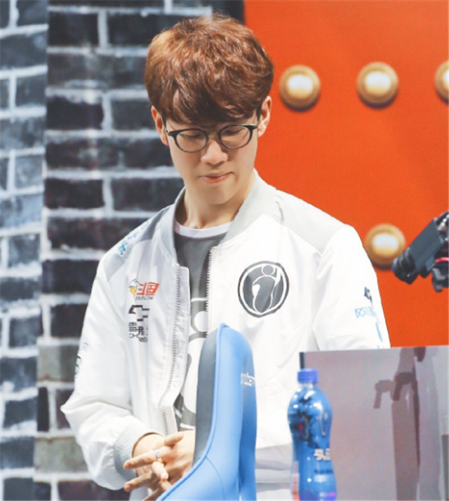 额外的期望 额外的期望